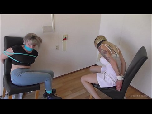❤️ Fíkill / bundin og kæfð / stúlka í neyð ❤️ Ofsagt kynlíf hjá okkur